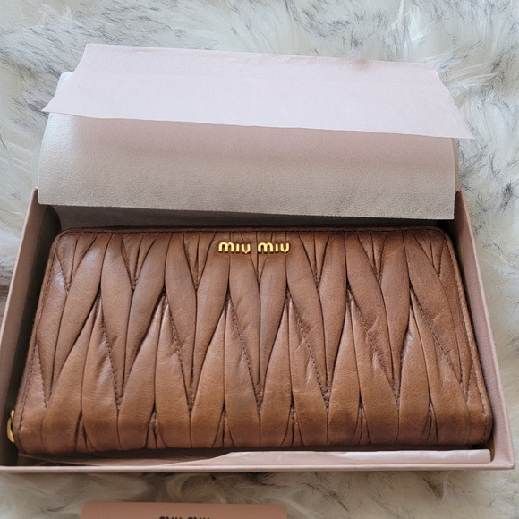 Miu Miu Accessories - Miu Miu long wallet